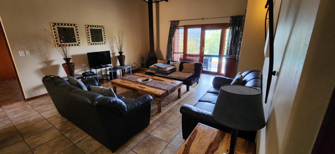 Da Gama Lake Cottages - Coral Tree And Cormorant Cottages White River Extérieur photo