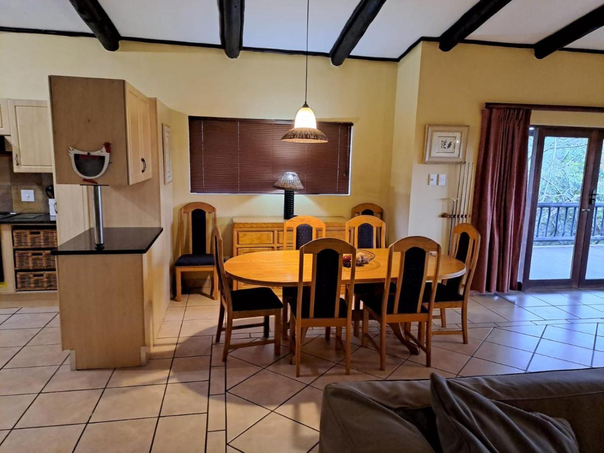 Da Gama Lake Cottages - Coral Tree And Cormorant Cottages White River Extérieur photo